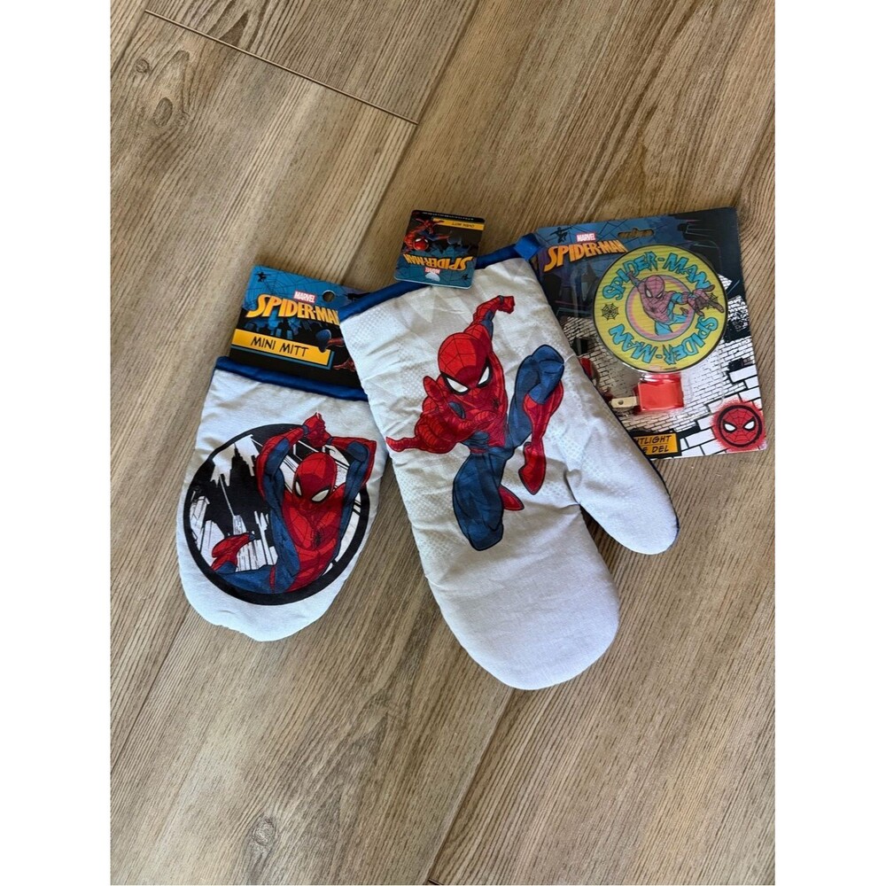 Marvel Spider-Man Kitchen Mitt Set - Red, Blue & White